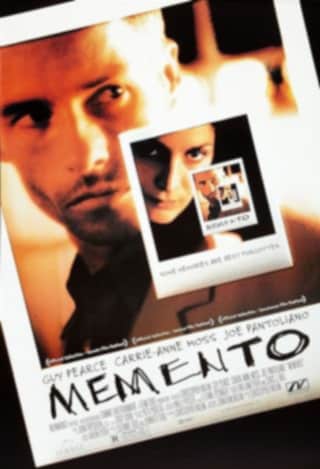 Memento 2000 - Đạo diễn: Christopher Nolan